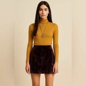 Vintage 1960’s mini skirt velvet material waist 29  hips 37.5 length 17.5 wine